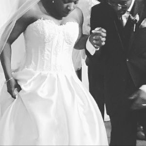 Makado Silk Wedding Dress